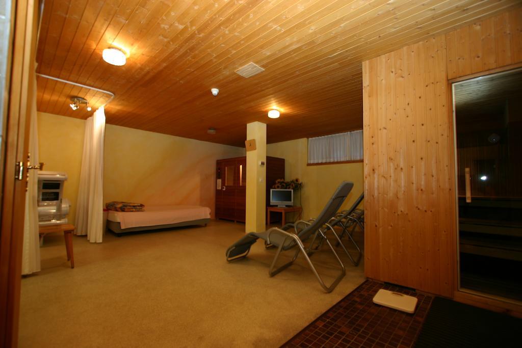 Hotel Poestli Maloja Esterno foto