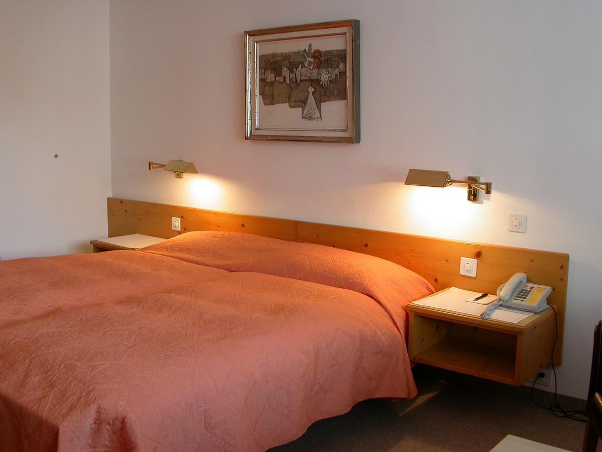 Hotel Poestli Maloja Esterno foto